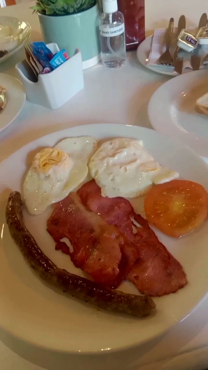 Breakfasts